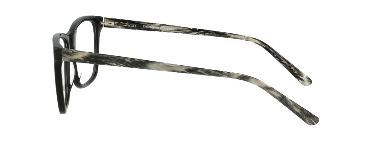 C03