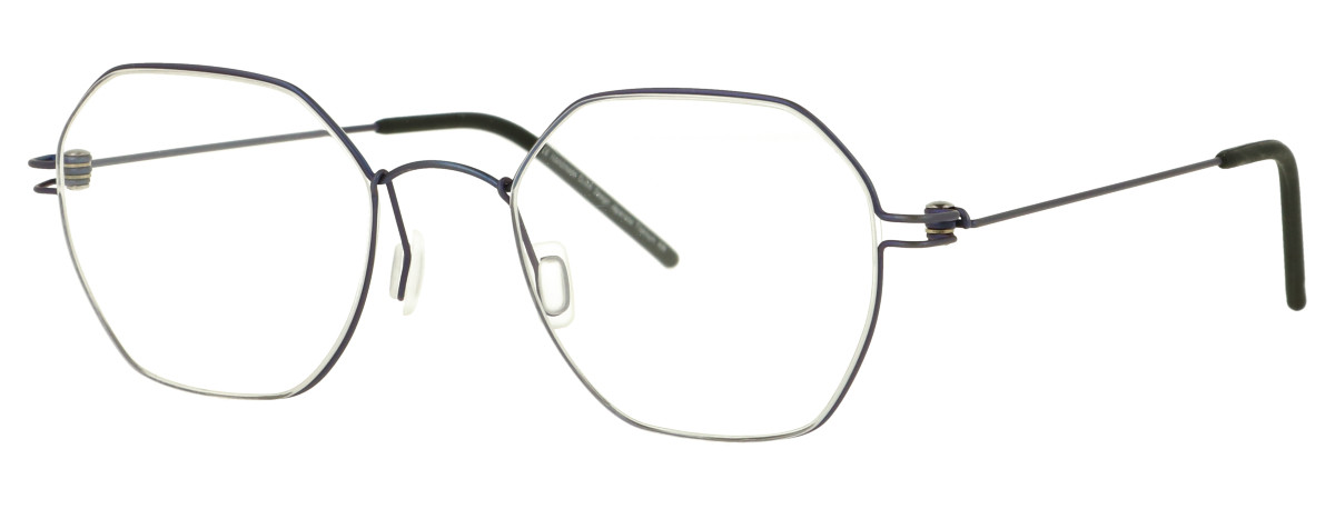 C03